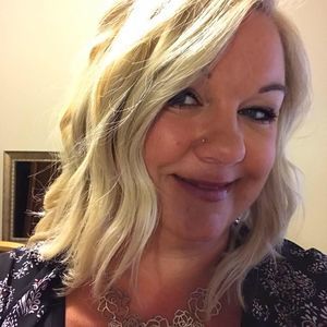 Meet your Posher, Becky